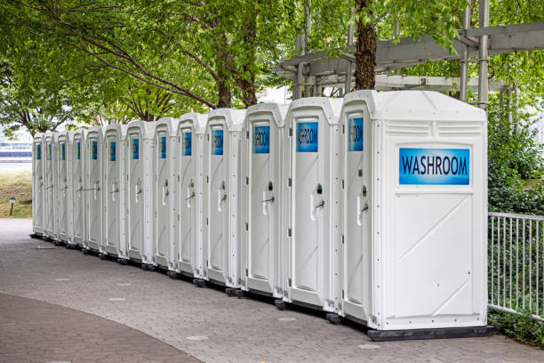 Best Luxury portable toilet rental  in Gardiner, ME