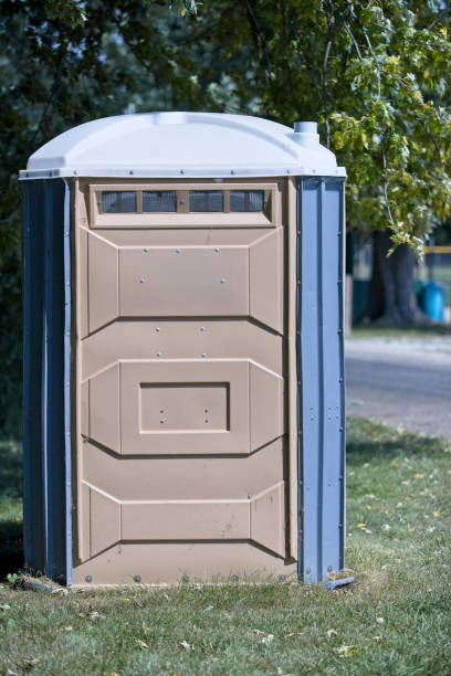Best Porta potty delivery and setup  in Gardiner, ME