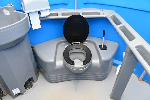 Best Affordable portable toilet rental  in Gardiner, ME